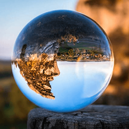 Crystal-Ball-Photography-How-to-take-breathtaking-photos-with-a-crystal-ball