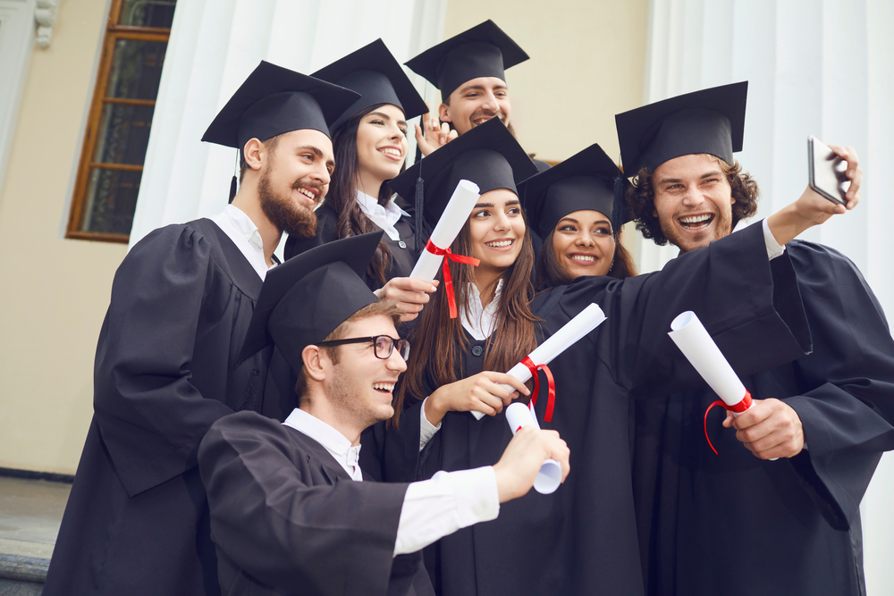 1,503 Friends Graduating Stock Photos - Free & Royalty-Free Stock Photos  from Dreamstime